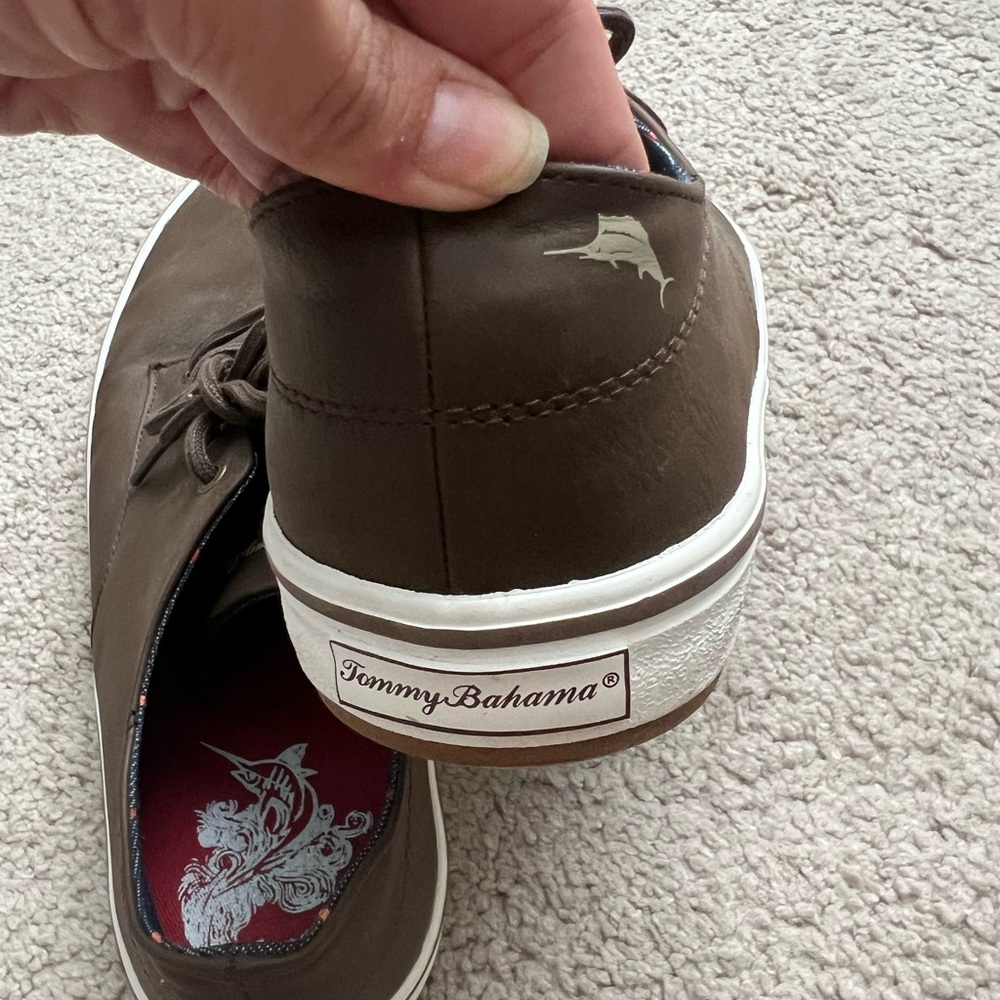 Tommy Bahama Brown shoes men’s - Picture 5 of 6